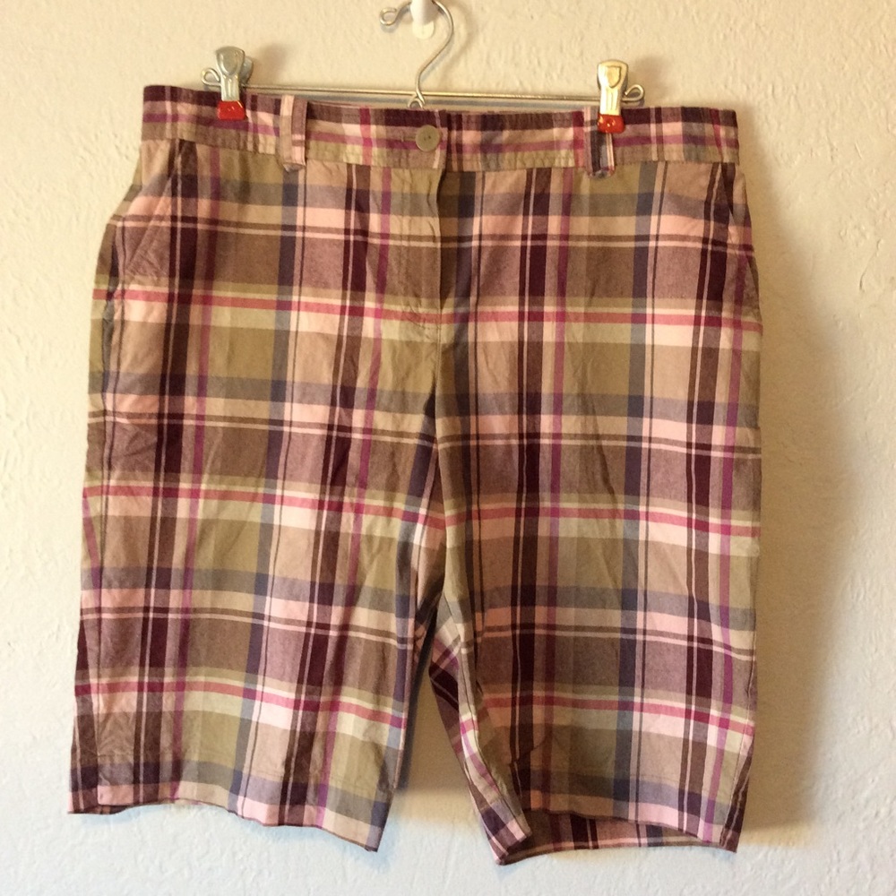 Liz & Co Women’s Bermuda Stretch Plaid Shorts Sz12